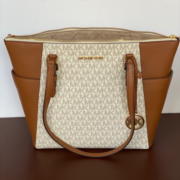 MICHAEL KORS Charlotte LG Tote Brown/Vanilla T.zip - Picture 7 of 13